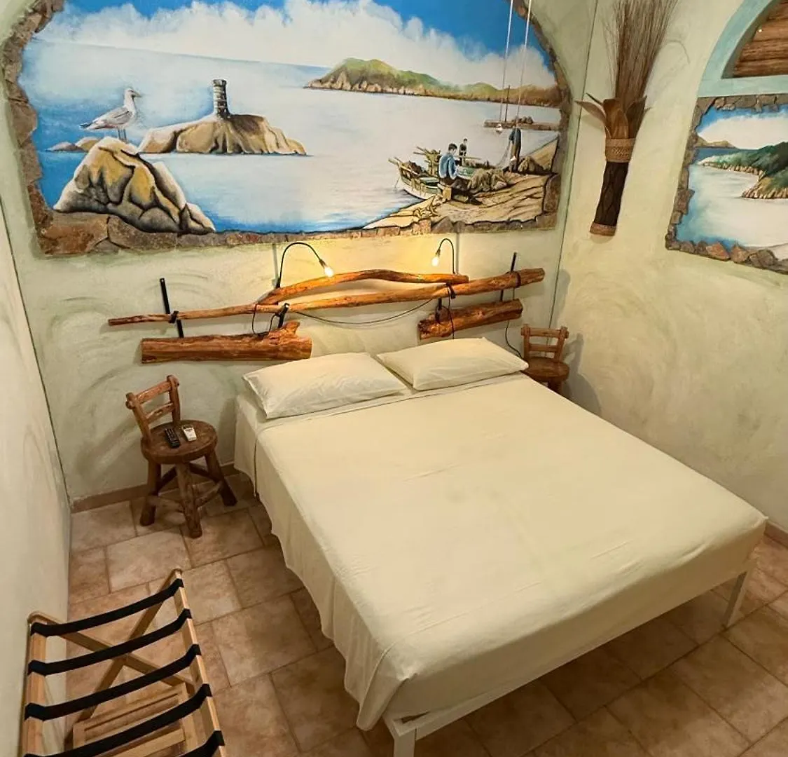 Bed & Breakfast B&B Sa Bèrtula La Maddalena  Italia