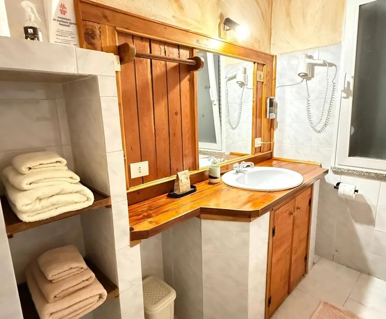 B&B Sa Bertula La Maddalena  Oda ve Kahvaltı