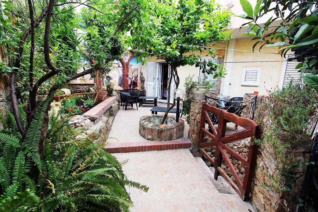 B&B Sa Bèrtula La Maddalena
