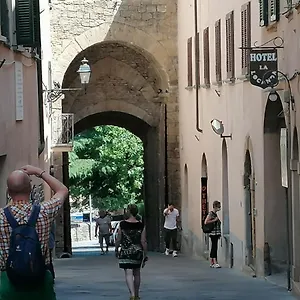 La Torre , Volterra Italia